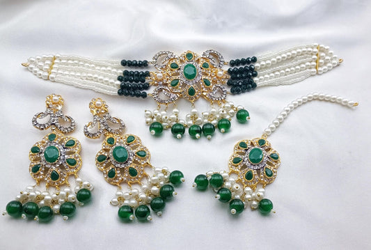 White Pearls Choker Set