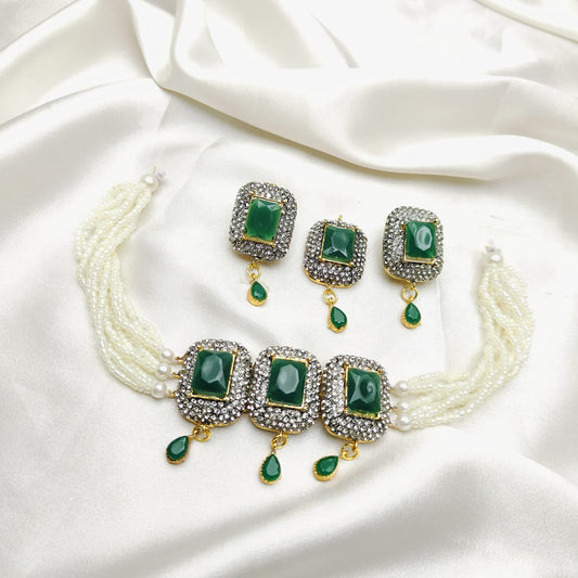 White Pearls Choker Set