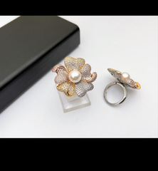 8 Designs One Caret Rings