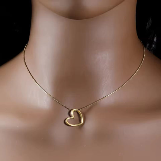 The Golden Heart Pendent Set