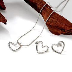 The Golden Heart Pendent Set