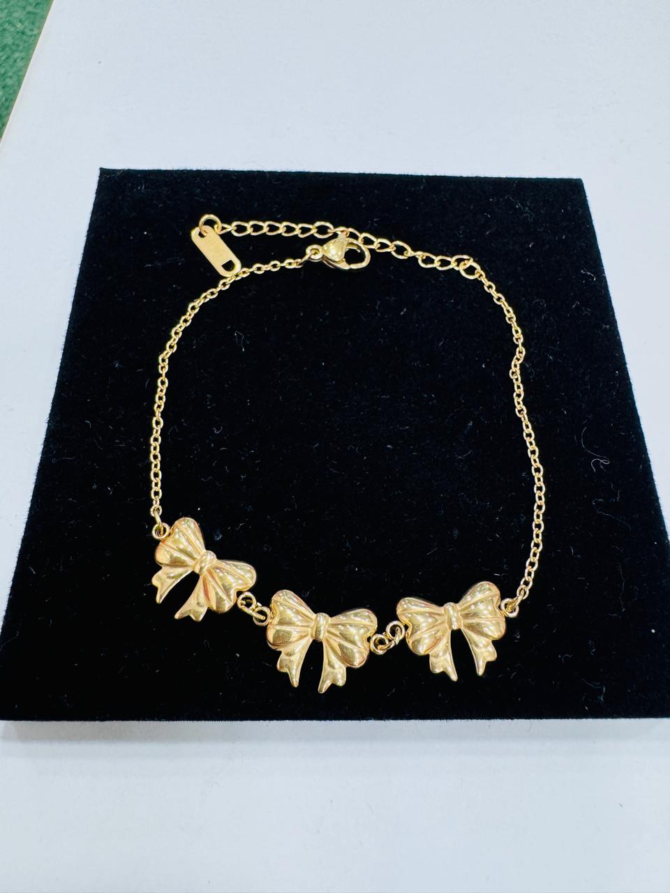 The Dainty Triple Bow Bracelet