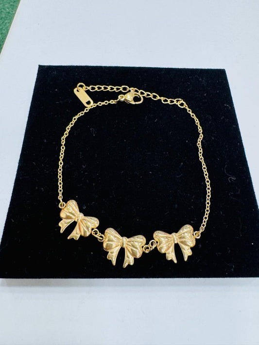 The Dainty Triple Bow Bracelet