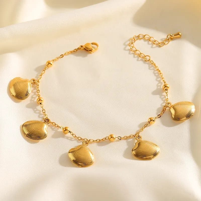 The Dainty Crystal Hand Chain