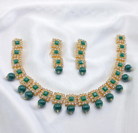 Simple Stones Choker Set