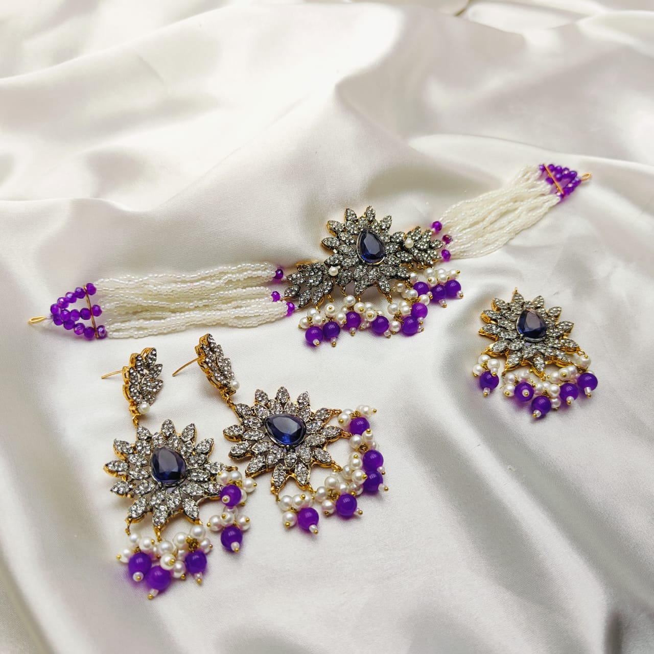 The Ultimate Stones Choker Set