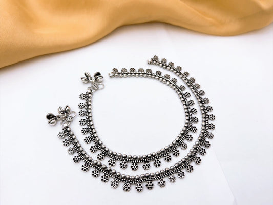 The Antique Spiked Ghungroo Payal (Pair)