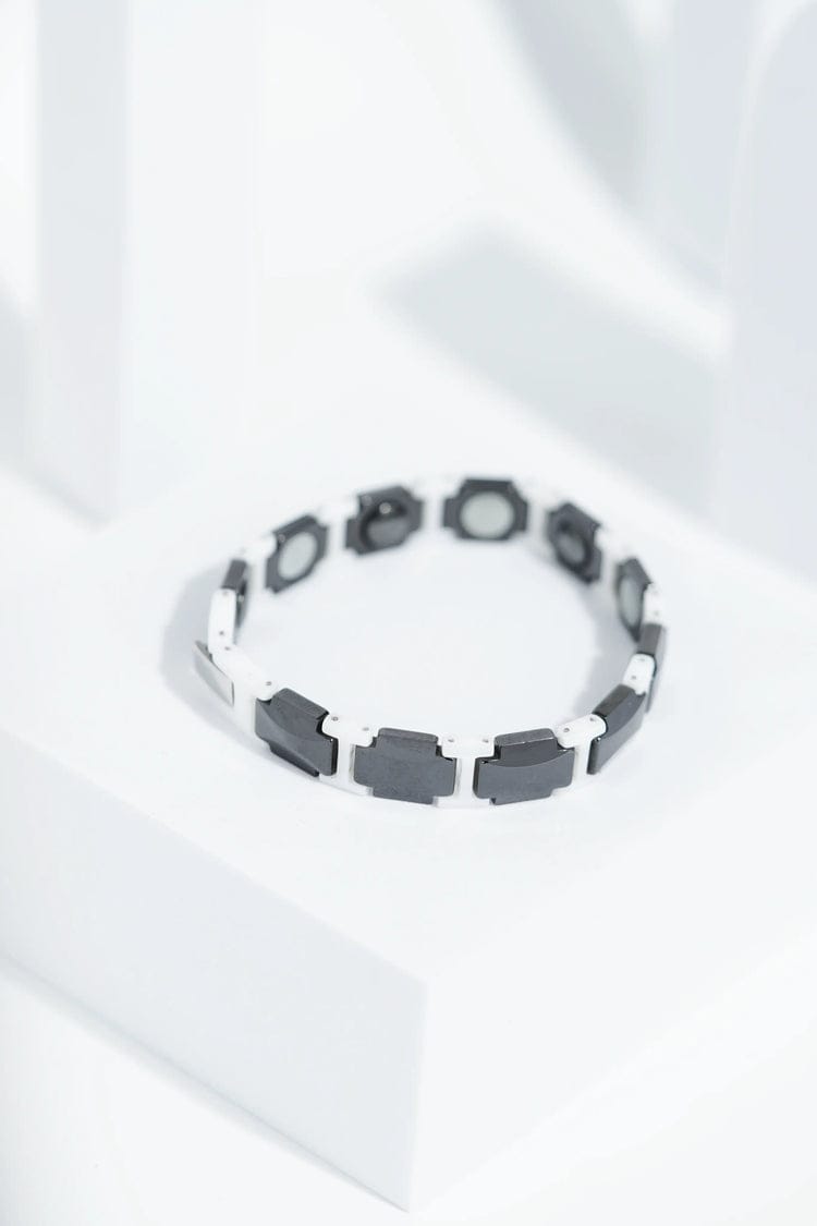 Black and White Geometric Link Bracelet