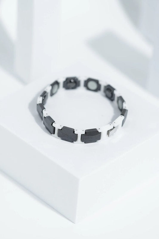 Black and White Geometric Link Bracelet
