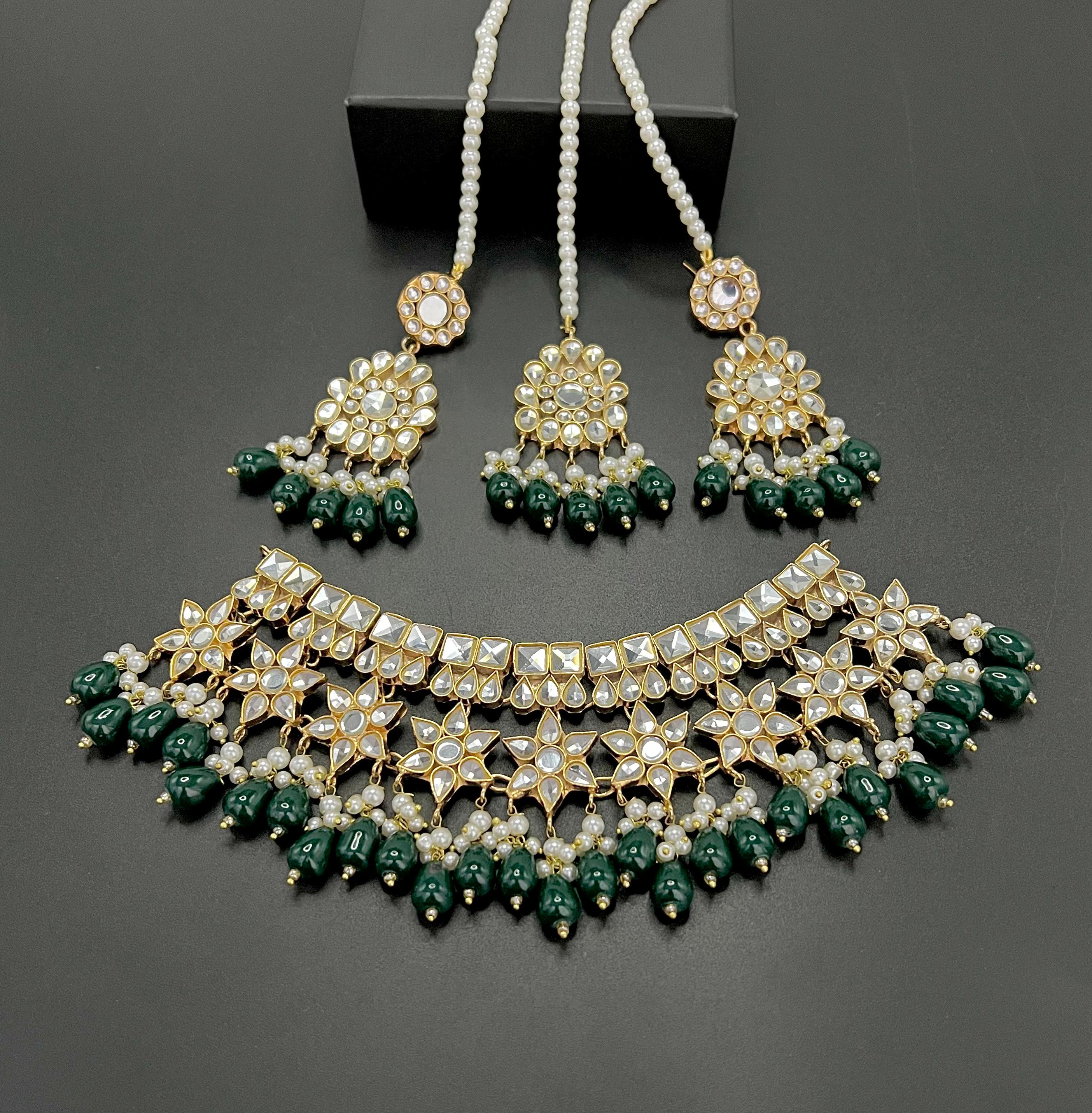 "Regal Kundan Bridal Jewelry Set – Timeless Elegance for Your Special Day"