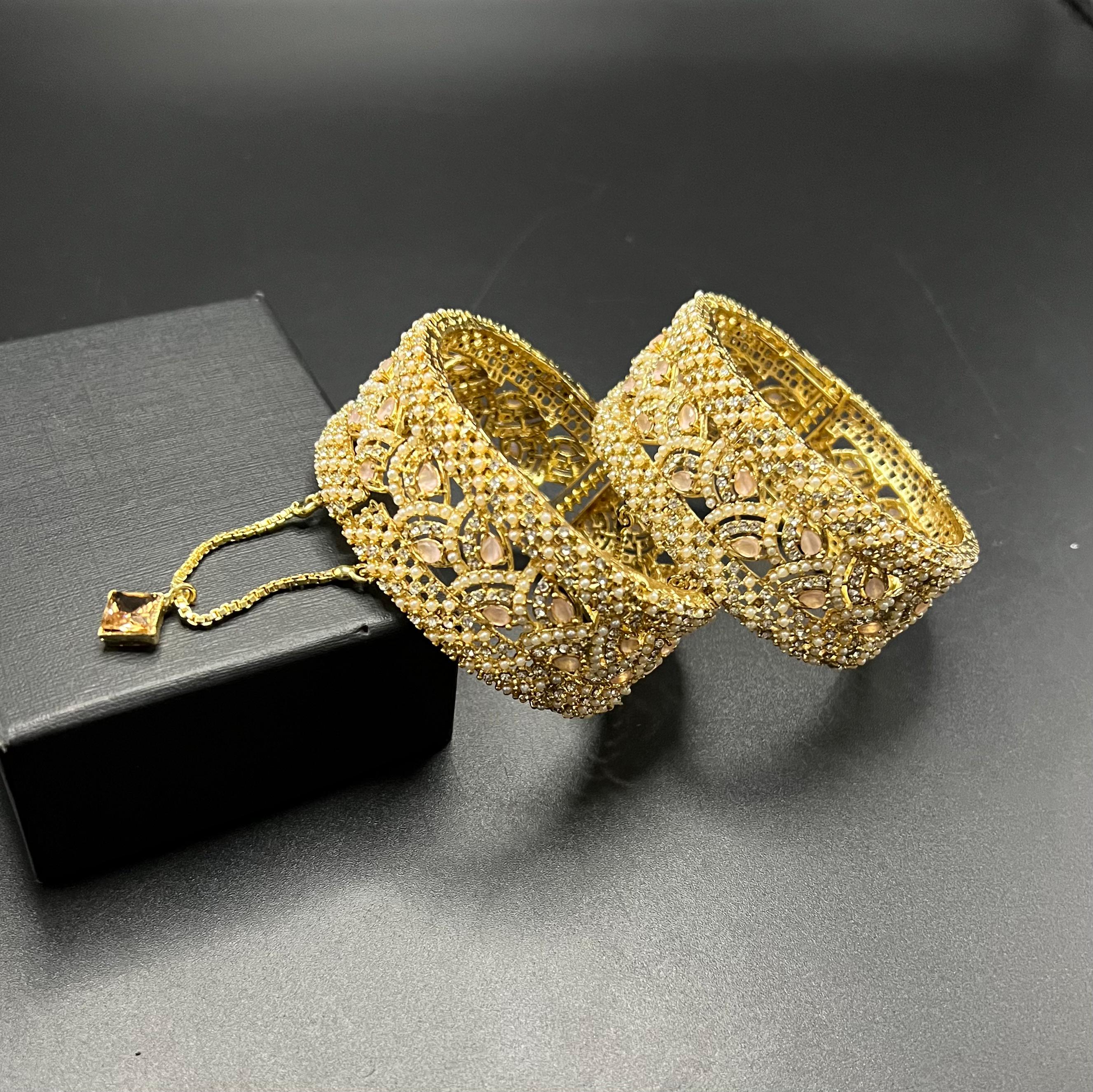 The Unique Jewellery