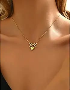 Classic Heart Charm Pendant Necklace – Stylish Everyday Jewelry