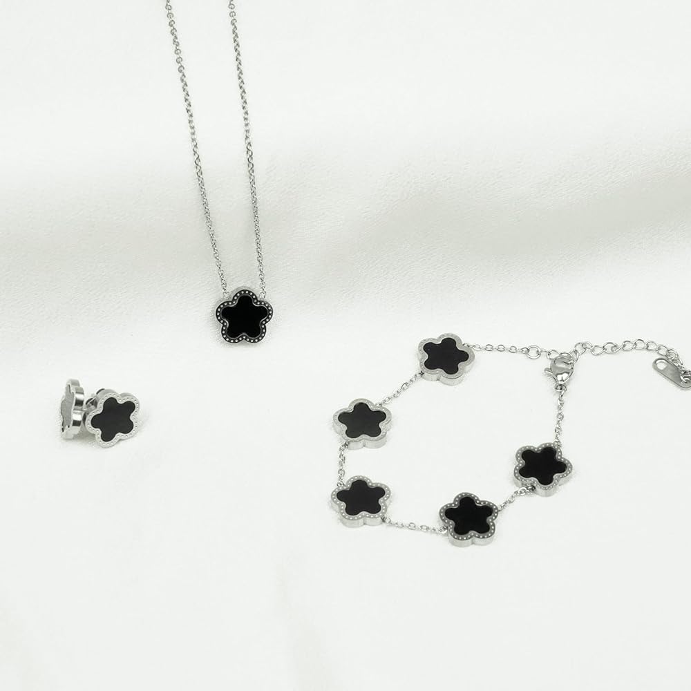 Black Clover Jewellery Set (Silver Base)