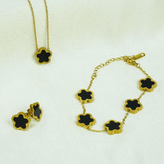 Black Clover Jewellery Set (Gold Base)