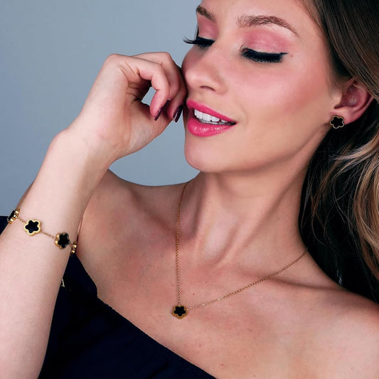 Black Clover Jewellery Set (Gold Base)