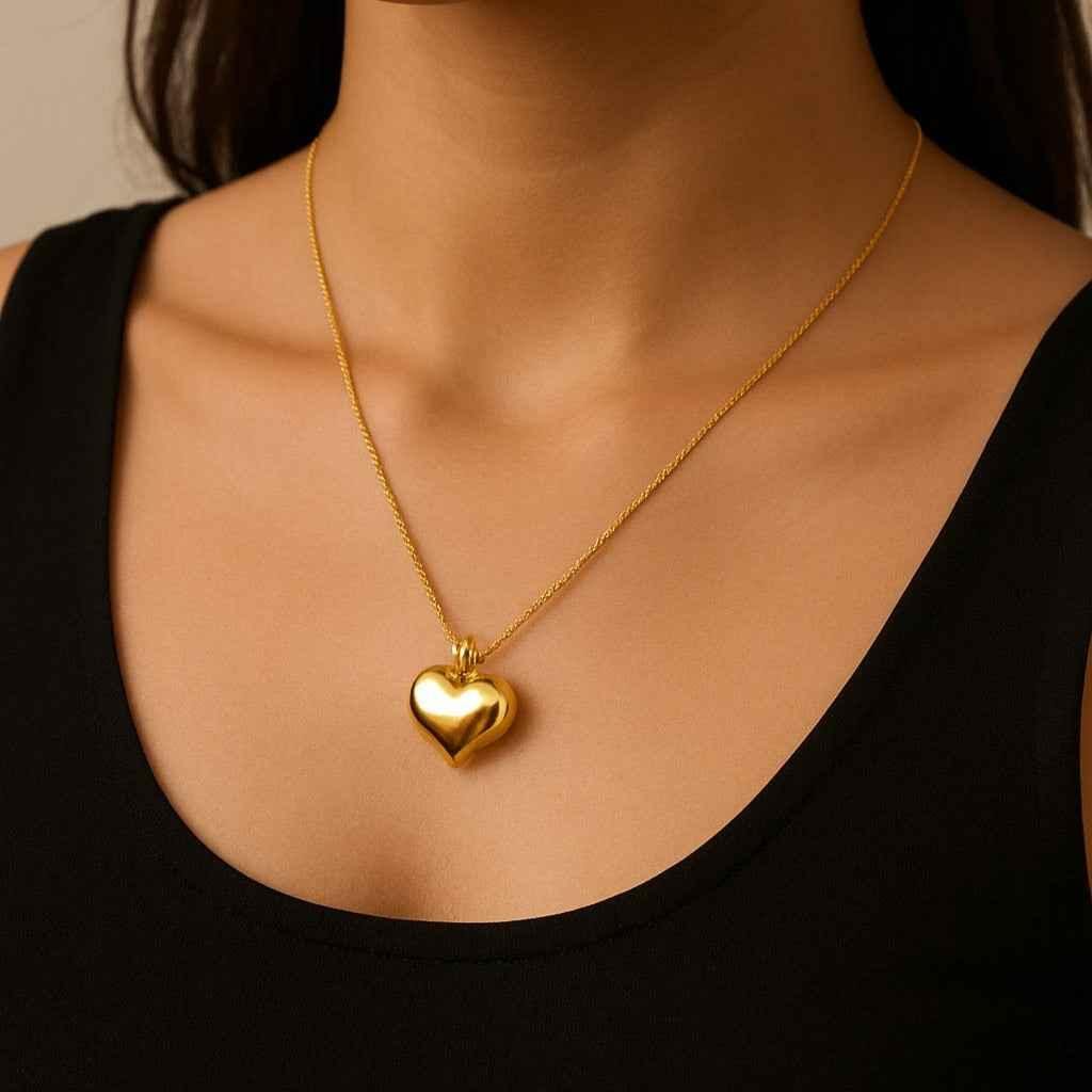 Elegant Heart Drop Pendant Necklace – Modern Minimal Jewelry
