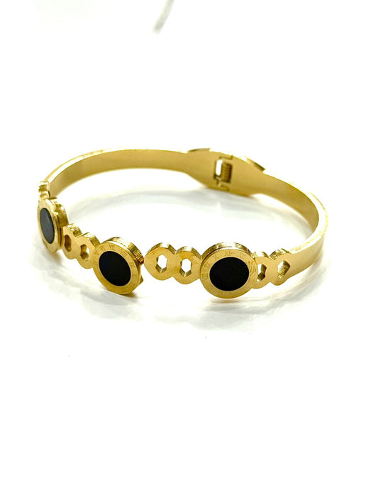 The Silver & Black Greek Key Motif Bracelet