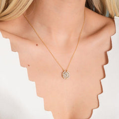 2-in-1 Magnetic Folding Heart Four-Leaf Clover Necklace – Zirconia Crystal Transformable Pendant for Women