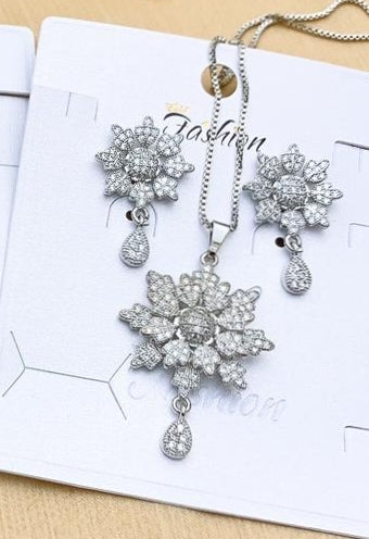 Real Stones Loket Set
