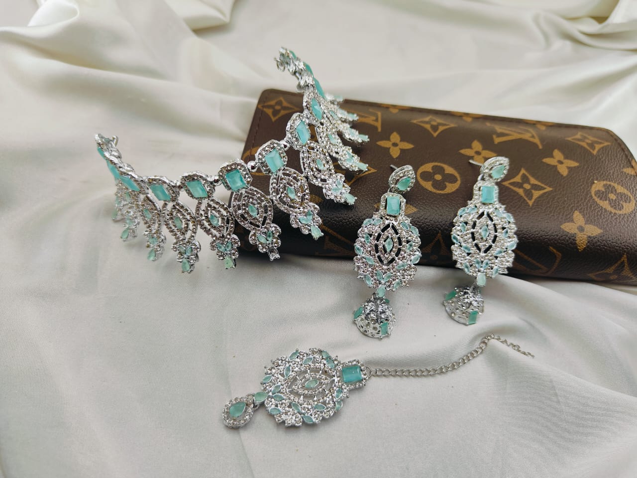 Real Stones Neacklace Set