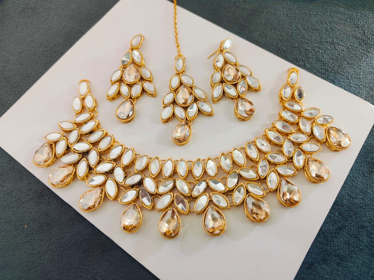 Sheesha Kundan Stones Party Set