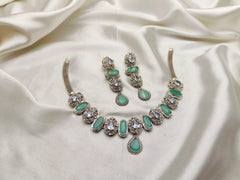 Fine Quality Neacklace Set