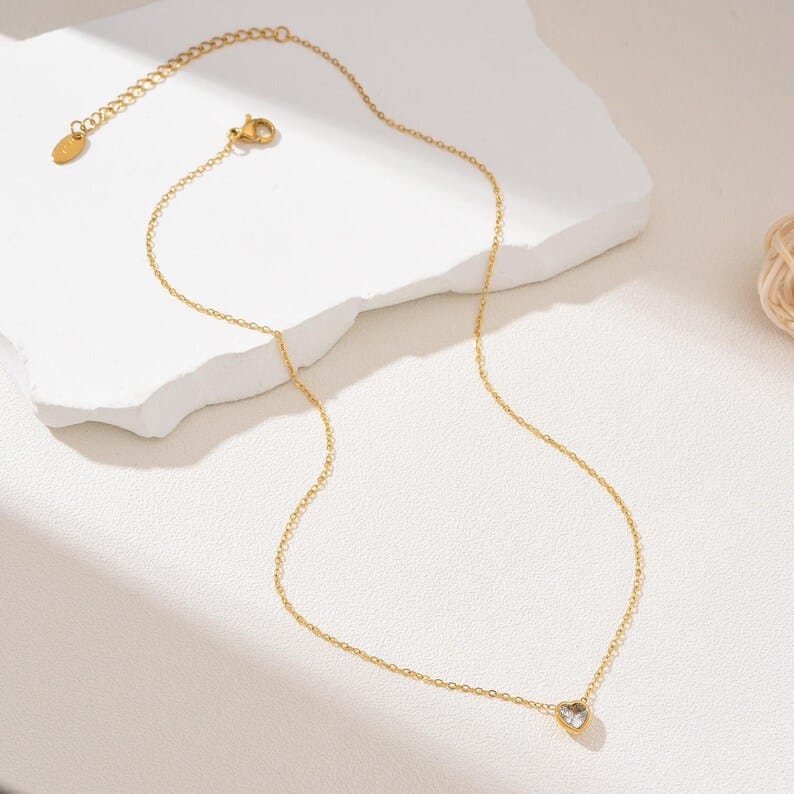 Dainty 18K Gold Plated Heart Zirconia Pendant Necklace – Elegant Minimalist Solitaire Heart Jewelry for Women