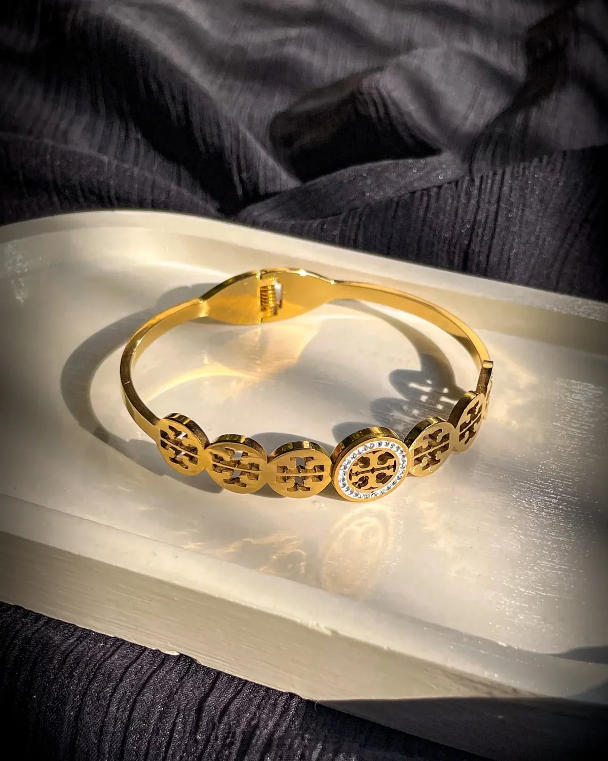 Stainless Steel Premium Quality Luxury Handcuff