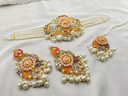 Multi Shade White Pearls Neacklace Set