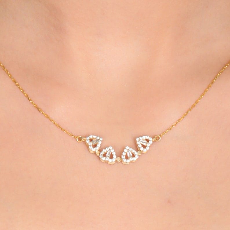 2-in-1 Magnetic Folding Heart Four-Leaf Clover Necklace – Zirconia Crystal Transformable Pendant for Women