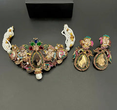 Beautifull Hand made Design Choker set