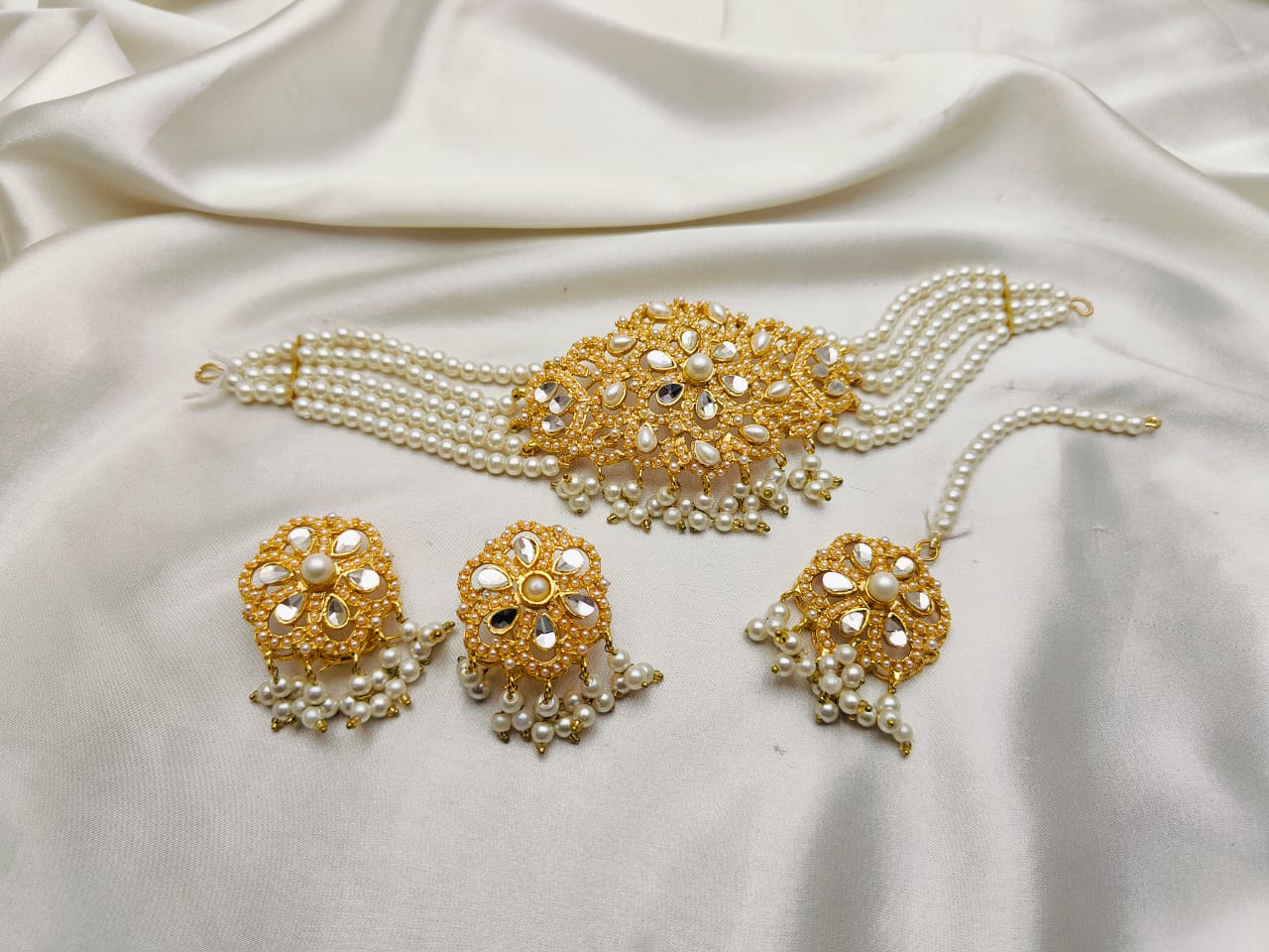 Norantan Choker Set