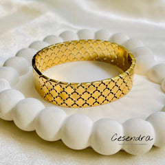 Stainless Steel Premium Quality Luxury Handcuff