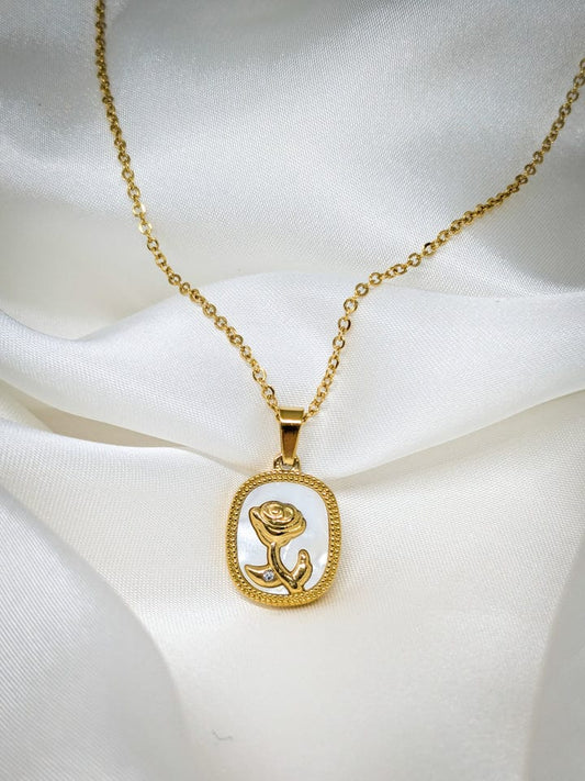 Gold Oval Rose Cameo Necklace – Shell Inlay Floral Pendant