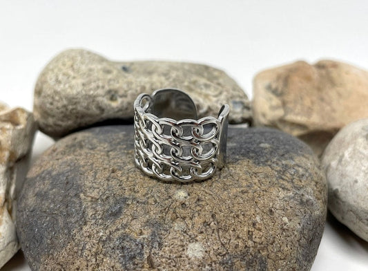 The Silver Woven Chain Band Ring