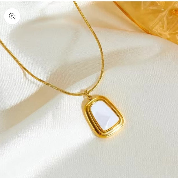 The Opalescent Frame Pendant