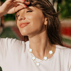 Delicate 5-Motif Flower Charm Chain in White Shell & Deep Red – Tarnish Resistant.