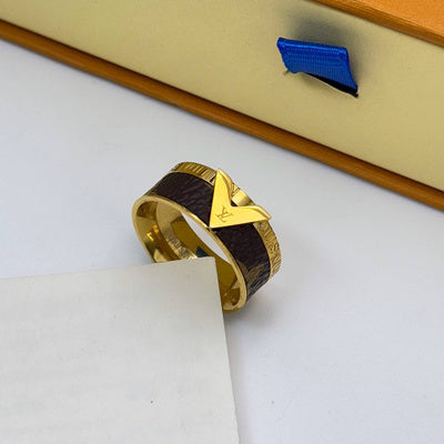 Louis Vuitton Ring Golden Black