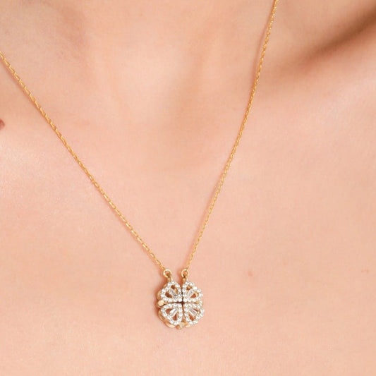 2-in-1 Magnetic Folding Heart Four-Leaf Clover Necklace – Zirconia Crystal Transformable Pendant for Women