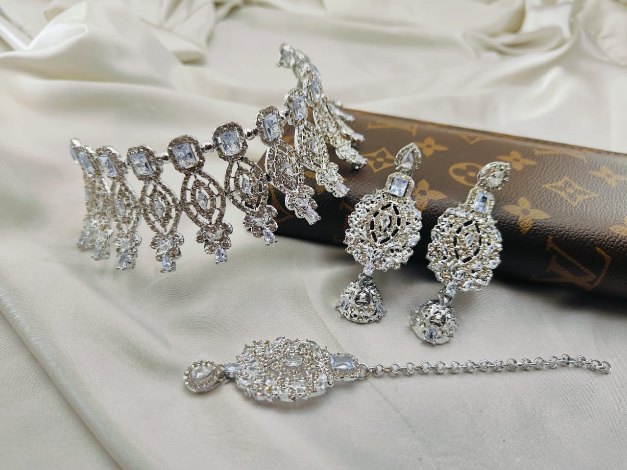 Real Stones Neacklace Set
