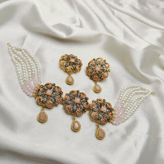 Casting Party Choker Set