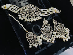Silver Base Real Stones Choker Set